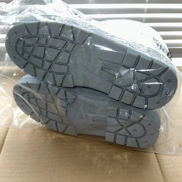 Light Blue Snow Boots - Picture 4 of 5